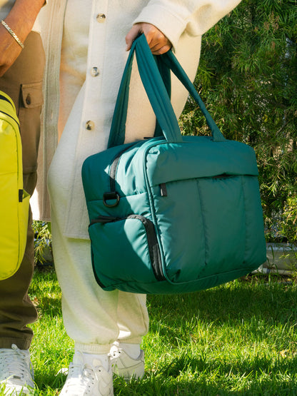 Luka duffle bag in kale green; DSM1901-KALE