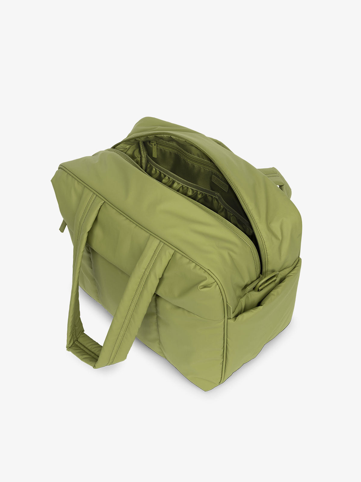 Luka weekender bag in pistachio; DSM1901-PISTACHIO