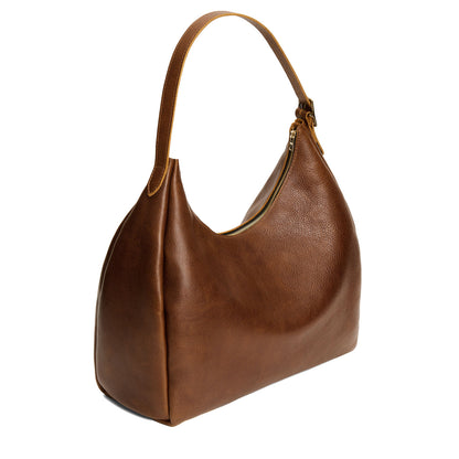 Asheville*Oversized | U-shaped, flat-bottomed leather shoulder bag with adjustable strap
